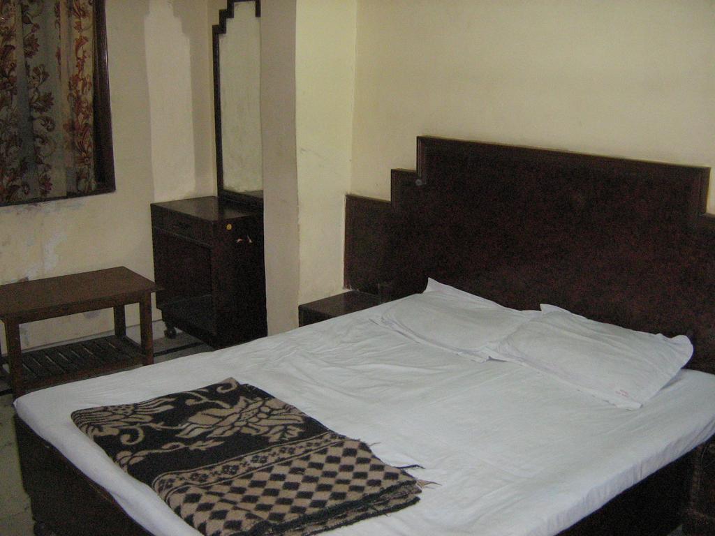 Hotel S P 新德里 外观 照片