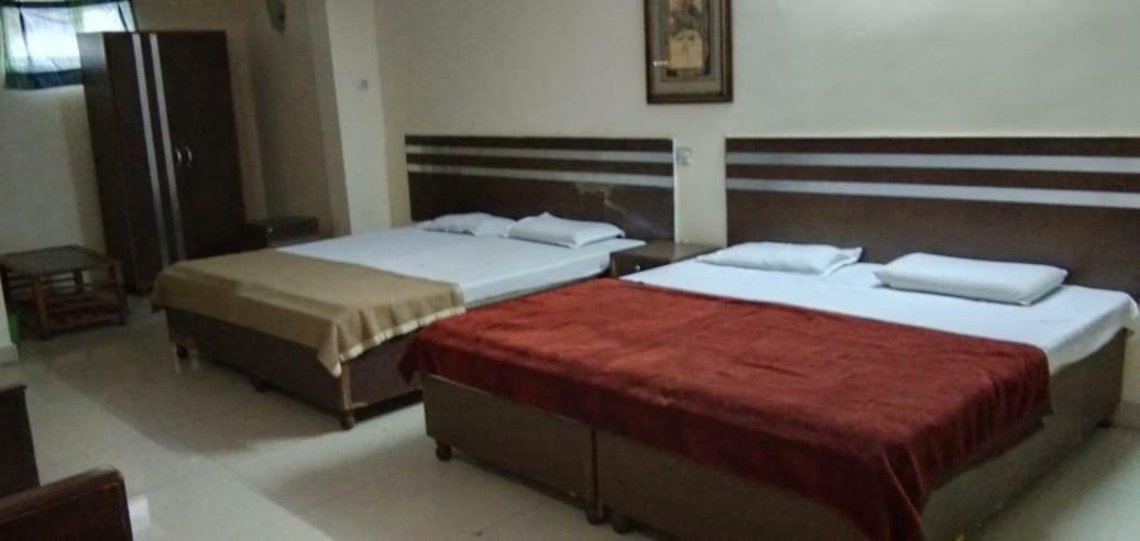 Hotel S P 新德里 外观 照片