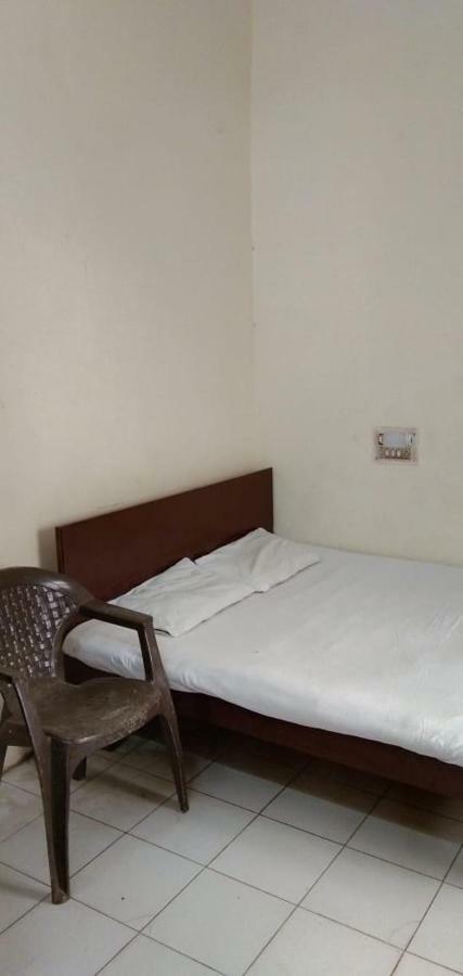 Hotel S P 新德里 外观 照片
