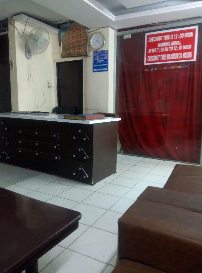 Hotel S P 新德里 外观 照片